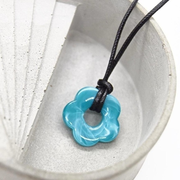 Blue Acrylic Flower Necklace - Picture 2 of 4